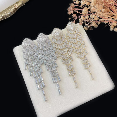 Thời trang Hàn Quốc cao cấp bông tai chuỗi móng vuốt zircon nữ thích hợp phóng đại bông tai tua dài tình yêu trang sức bán buôn