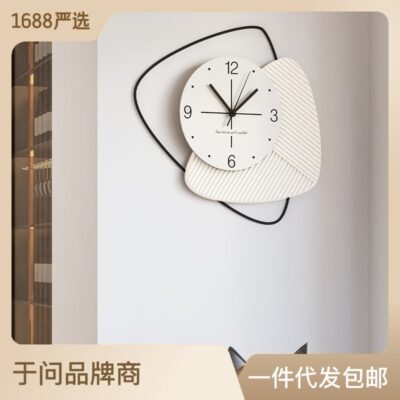 Đồng hồ treo tường tranh trang trí in phong cách nhà câm phòng khách thời trang ánh sáng đơn giản sang trọng đồng hồ sáng tạo bán buôn đồng hồ