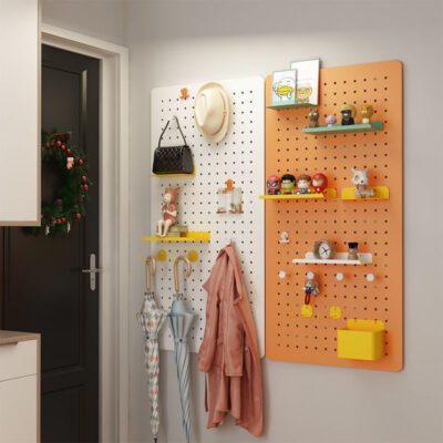 Bảng đục lỗ giá rẻ móc treo tường móc quần áo kệ treo tường hiên phòng ngủ nhà nhập cảnh quần áo