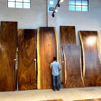 Gỗ mun mới kiểu Trung Quốc bàn làm việc bằng gỗ óc chó ông chủ bàn trà bàn trà Okamba hoa gỗ nguyên khối bảng lớn đăng nhập màu đỏ Tali