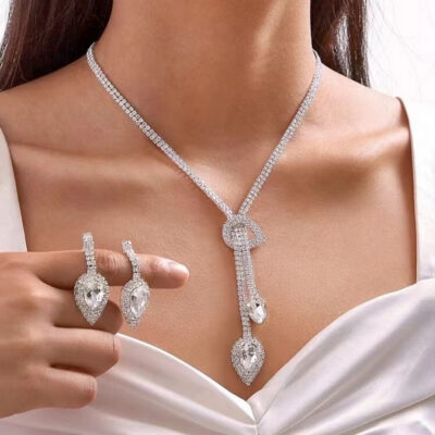 Nhà máy cung cấp trực tiếp cô dâu rhinestone vòng cổ đơn giản bông tai set chain bán buôn váy cưới buổi tối bên phụ kiện vòng cổ