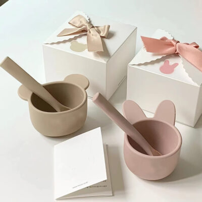 Ins Hàn Quốc Bé Thực Phẩm Bổ Sung Đặc Biệt Bát Thìa Bộ Đồ Ăn Thảm Bộ Silicone Trẻ Em Chống Rơi Bát Bộ Đồ Ăn