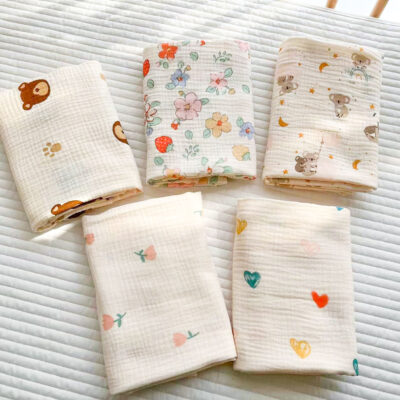 2 lớp bông gạc phòng sinh túi đơn sơ sinh túi chăn mỏng sơ sinh mùa hè xe đẩy em bé bao chăn khăn tắm