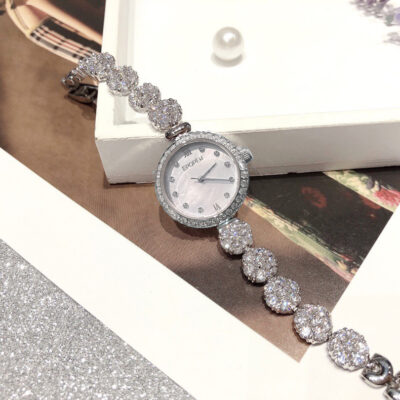 Đồng hồ nữ nàng tiên cá mặt nhỏ xà cừ tự nhiên đồng hồ niche đồng hồ nữ chống nước cao cấp nạm kim cương