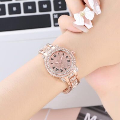 Nữ Đầy Sao Full Kim Cương Thép Dây Đồng Hồ Thạch Anh Trang Sức Sáng Chữ Số La Mã Đồng Hồ Thời Trang Thường Ngày