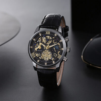 Thời trang hot trend xuất khẩu Đồng hồ thạch anh đa chức năng Kinh doanh Thắt lưng ba mắt Đồng hồ đeo tay nam chống nước Đồng hồ đeo tay nam dạ quang Bán buôn