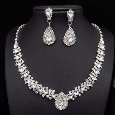 Nguồn Nhà sản xuất Bán buôn Ngoại thương Trang sức cô dâu Vòng cổ đính đá Rhinestone Bộ dây chuyền khí quyển nhẹ nhàng Bộ váy cưới Phụ kiện váy cưới