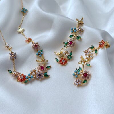 Thời trang mới ánh sáng sang trọng đi lại ngách thiết kế bất đối xứng siêu zircon khảm hoa bướm bông tai vòng cổ
