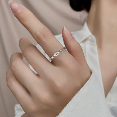 Gumao Ning mở đầu cá tính Nhẫn thiết kế hốc zircon tre phiên bản Hàn Quốc của phong cách phổ biến nhẫn chuỗi kim cương vuông sang trọng nhẹ