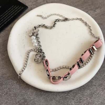 Ngọt ngào và mát mẻ hot girl da hai lớp khâu ngọc trai tua rua dây chuyền xương đòn thời trang cá tính thiết kế thích hợp Vòng cổ kim cương giả