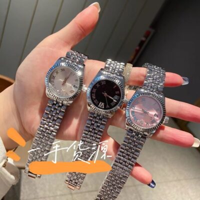 Laojia Leisure Fashion Women's Watch Quartz Log Women's Watch Du thuyền Water Ghost Watch Bán buôn Trực tiếp Cung cấp và Giao hàng
