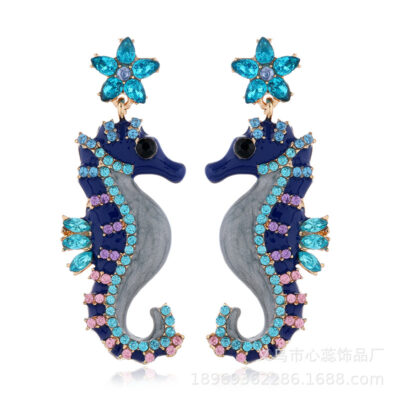 Châu Âu và Châu Mỹ Thời Trang Kim Loại Phóng Đại Hình Học Cá Ngựa Hoạt Hình Hình Dầu Kim Cương Ngôi Sao Năm Cánh Bông Tai Nhà Máy Trực Tiếp Bông Tai