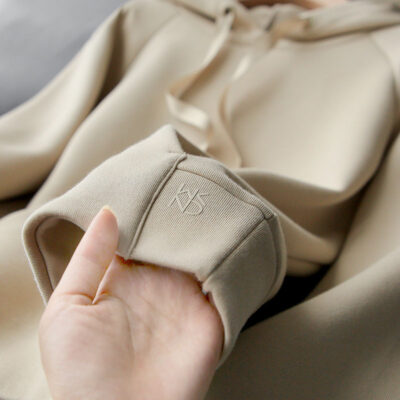 Max home channel version mát mẻ ngọt ngào áo len giảm tuổi kangaroo túi có mũ trùm đầu dây rút dài tay phong cách mới cho nữ