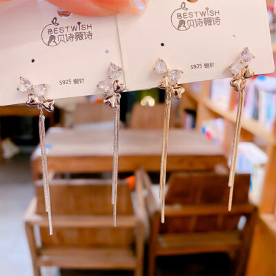 Bông tai tua rua đính đá zircon nơ nữ thiết kế thích hợp bông tai cao cấp bông tai gió lạnh đơn giản