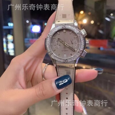 Nhà máy bùng nổ tên tuổi lớn lịch đa chức năng đồng hồ nữ thạch anh kim cương cặp đôi cỡ trung đồng hồ đeo tay dw log thế hệ