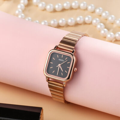Thời trang mới đồng hồ thạch anh nữ đơn giản vàng hồng IP mạ điện phong cách đại học đồng hồ nhỏ tươi thay mặt cho