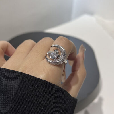 Kim cương đầy đủ Sao Thổ Nhẫn nữ cao cấp cảm giác mở có thể điều chỉnh Zircon mặt trăng cá tính thiết kế thích hợp nhẫn ngón trỏ nhẫn