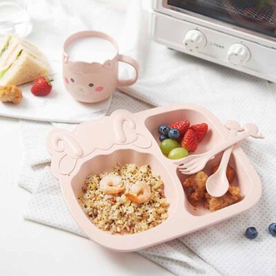Bộ 6 món hoạt hình dành cho trẻ em Bộ bữa ăn hương lúa mì chia đĩa bát cốc muỗng nĩa đũa bé mẫu giáo chống rơi đĩa ăn trưa