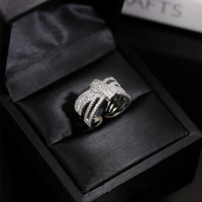 Douyin cùng chiếc nhẫn đính đá zircon thắt nút siêu nhỏ nhẹ sang trọng đa năng thích hợp cá tính nhẫn khí chất đơn giản hợp thời trang