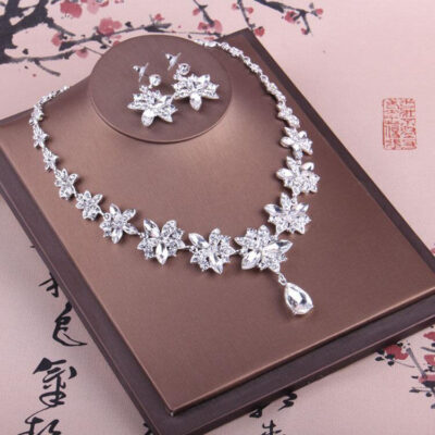 Bán Chạy Nhất Mới Trang Sức Cô Dâu Vòng Cổ Cưới Bầu Không Khí Bông Tai Vòng Cổ 2 Kim Cương Giả Áo Cưới Bộ Dây Chuyền