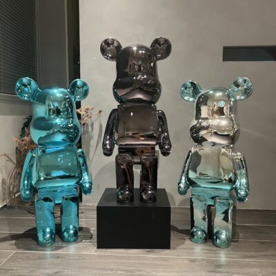 Bạo lực gấu TV tủ phim hoạt hình tầng trang trí lớn trang trí phòng khách nhà đơn giản mạ điện con heo đất