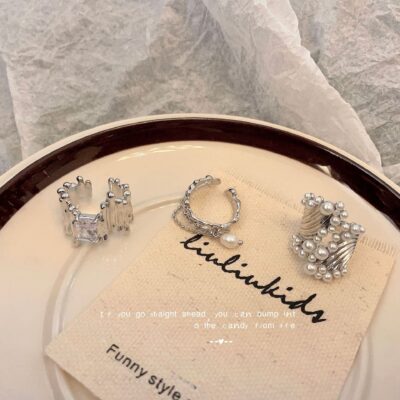 Nghệ thuật nàng tiên cá bài hát vòng ngọc trai không đều so le đá quý ngón trỏ nhẫn nữ ins Đẹp sang trọng thiết kế thích hợp