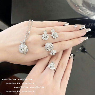 Nhẫn đá quý hoa hồng Schubert nhà thiết kế mạ vàng 18K hoa trà zircon vòng cổ bộ bông tai retro