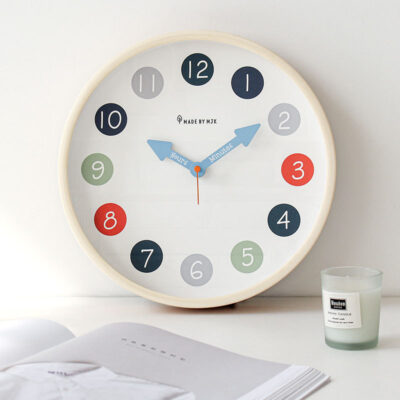 Hàn Quốc MJK phòng trẻ em đồng hồ giáo dục sớm học tập đồng hồ treo tường tắt tiếng mới hoạt hình dễ thương sáng tạo đồng hồ phòng ngủ