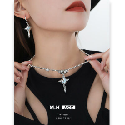 Ban Đầu Đá Mặt Trăng Gấp Vòng Cổ Nữ Thiết Kế Hốc Cao Cấp Mặt Dây Chuyền Ngôi Sao Xương Đòn Dây Chuyền Ngọt Mát Gia Vị Bé Gái Trang Sức