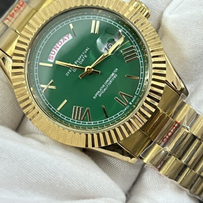 Trạm độc lập xuất khẩu đồng hồ bán chạy thương hiệu Lào dây thép đặc lịch đôi đồng hồ thạch anh ba kim chống thấm nước thay mặt phân phối