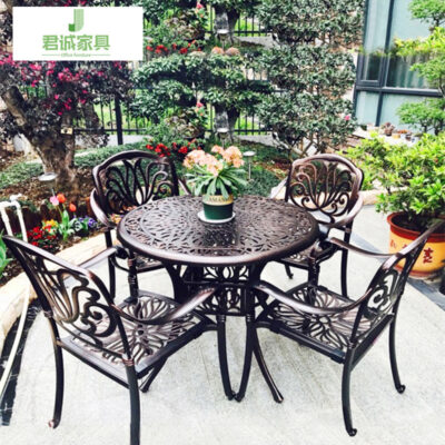 Bộ bàn ghế nhôm đúc ngoài trời Bộ ba đến năm món giải trí ngoài trời ban công ngoài trời sân vườn Bàn ghế sắt chống nước kết hợp