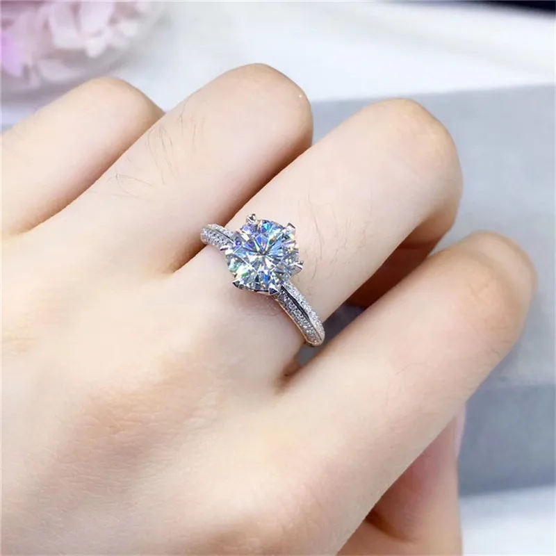 1CT-3CT-5CT-High-Quality-Cut-D-Color-High-Clarity-Moissanite-Diamond-Birthday-Party-Ring-For-1.webp