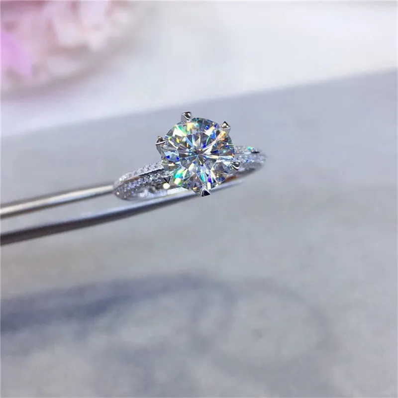 1CT-3CT-5CT-High-Quality-Cut-D-Color-High-Clarity-Moissanite-Diamond-Birthday-Party-Ring-For-2.webp