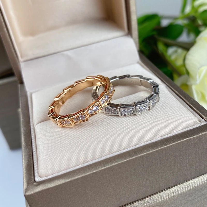 925-silver-gold-plated-full-diamond-naked-snake-bone-ring-European-and-American-senior-ladies-fashion-1.webp