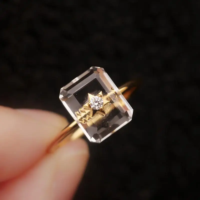 Original-diamond-studded-rectangle-unique-opening-adjustable-ring-transparent-geometric-elegant-high-end-retro-ladies-jewelry-3.webp