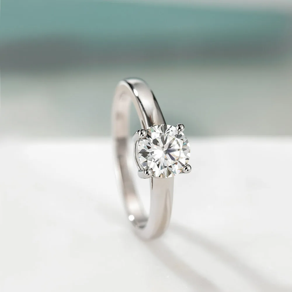 Trumium-1CT-D-Color-VVS1-Moissanite-Rings-for-Women-925-Sterling-Silver-Engagement-Wedding-Band-Round-3.webp