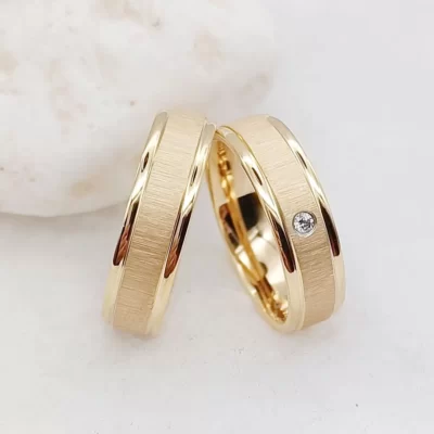 Nhẫn cưới Bộ dành cho Nam và Nữ Handmade Độc Đáo Thiết Kế Matte Mạ Vàng 24K Titan Trang Sức Người Yêu Nhẫn Đôi