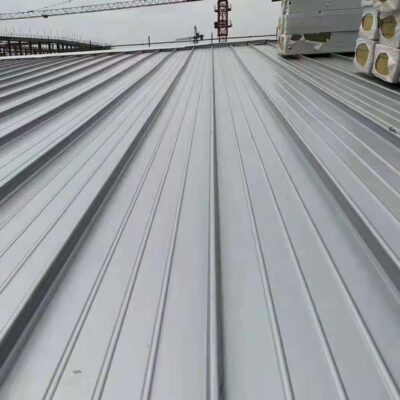 Chuyên sản xuất 3004 vật liệu 0.6mm-1.0mm nhôm magie mangan kim loại mái ngói và vách kính dự án