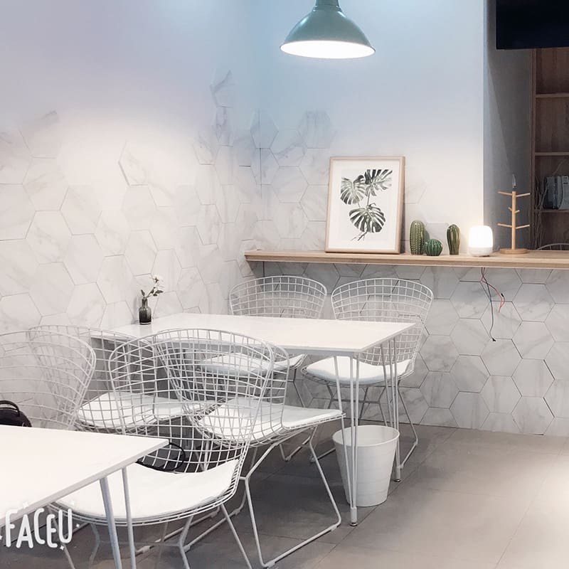 Bàn ghế Bắc Âu Bàn Ghế Ăn Bằng Đá Cẩm Thạch Cafe Nhà Hàng - BGCF-1040