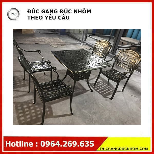 Bàn ghế sân vườn nhôm đúc hình vuông ngoài trời bền đẹp, thân thiện môi trườn BGSV_1334