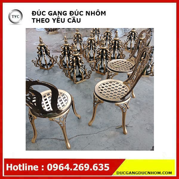 Ban-ghe-san-vuon-nhom-duc-lien-khoi-3.jpg