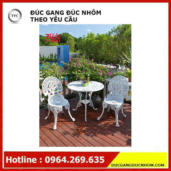 Ban-ghe-uong-tra-ngoai-troi.-Bo-ban-ghe-ngoai-troi-nhap-khau-6.jpg