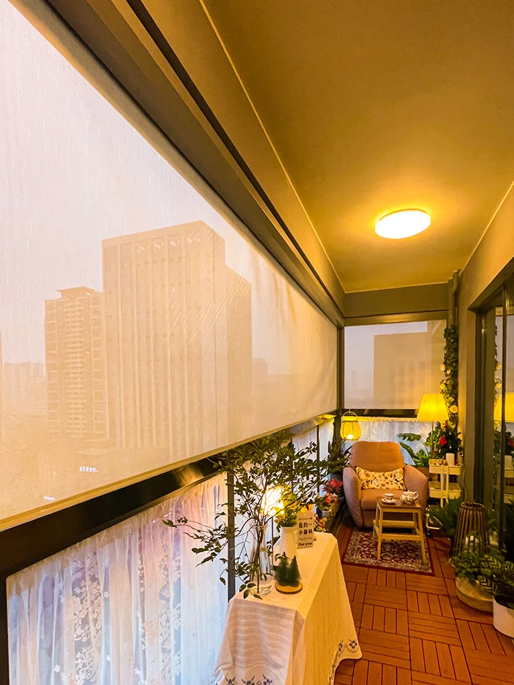 Factory-Remote-Roller-Blind-Outdoor-Screen-Roller-Blinds-Zipped-Outdoor-Zip-Zipper-Patio-Shades-1.webp