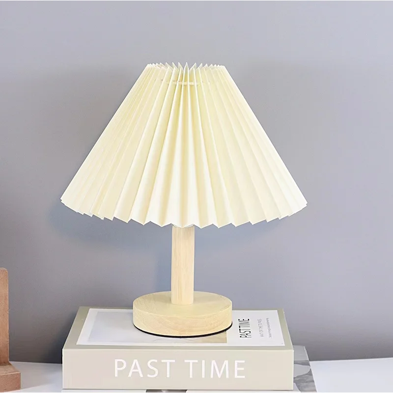 INS-Style-Pleated-Desk-Lamp-Portable-Folding-Lamp-Bedroom-Korean-Japanese-Nordic-Retro-Decorative-Bedside-Lamp-3.webp