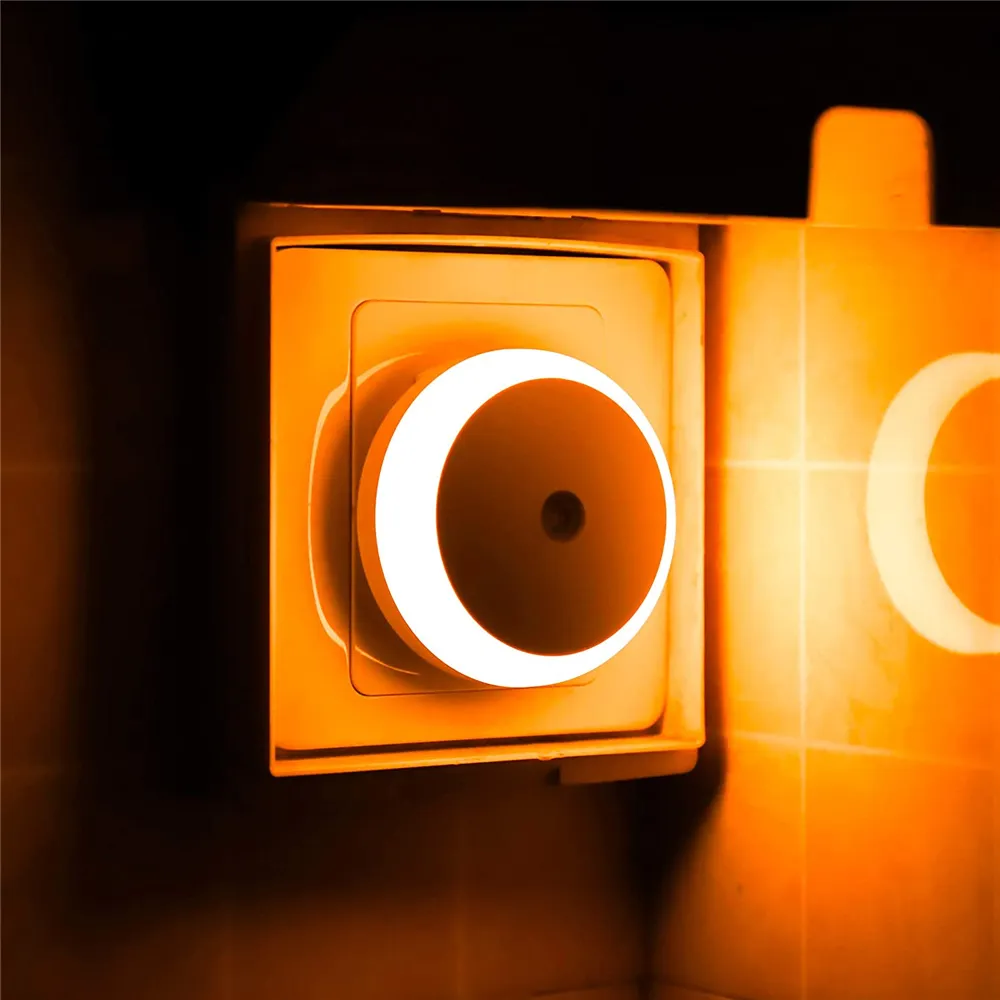 Đèn Ngủ LED Thông Minh Cảm Biến Ban Đêm Tròn Cắm Tường Đèn - DTN-468