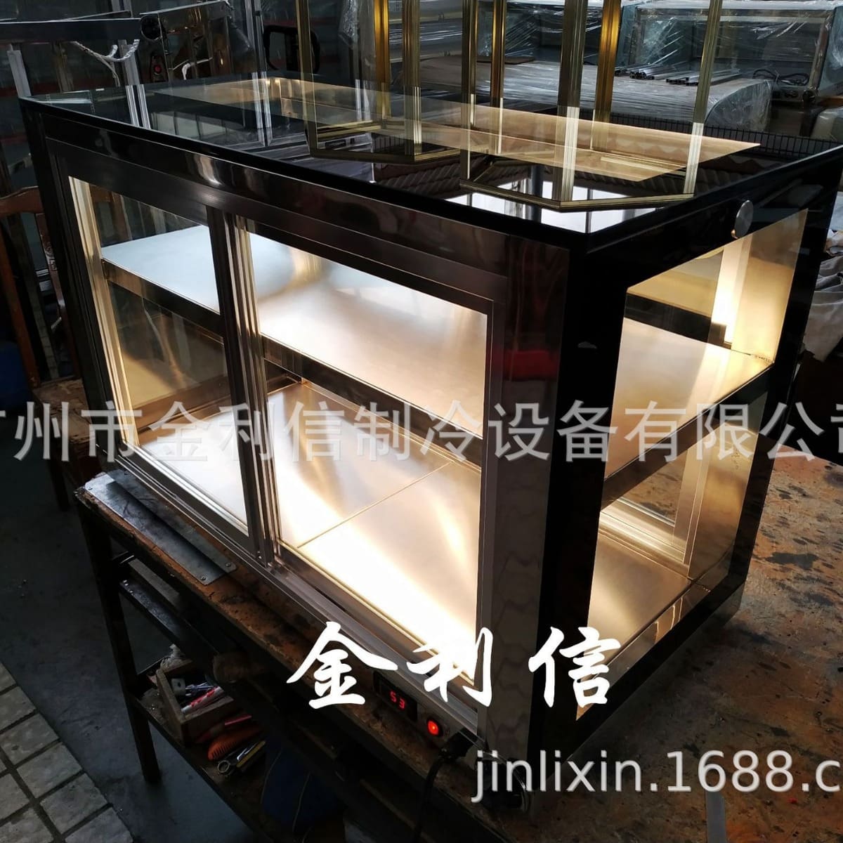 Mặt bàn mới góc vuông mở trước và sau tủ cao cấp, tiện lợi cho nhà hàng THN-380