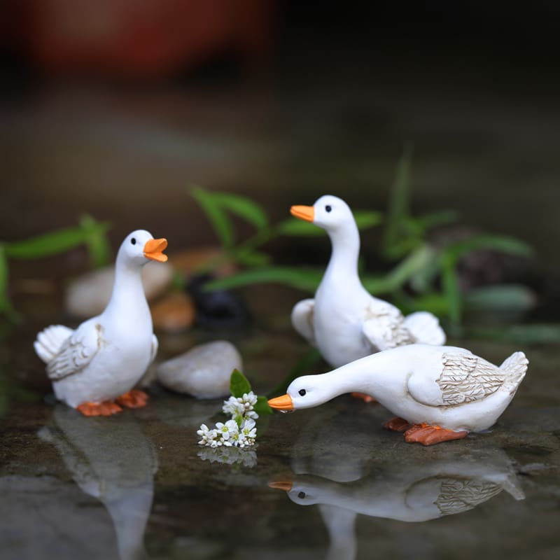 Micro trang trí cảnh quan thủ công mini vịt trắng ngoài trời bền đẹp, thân th nan