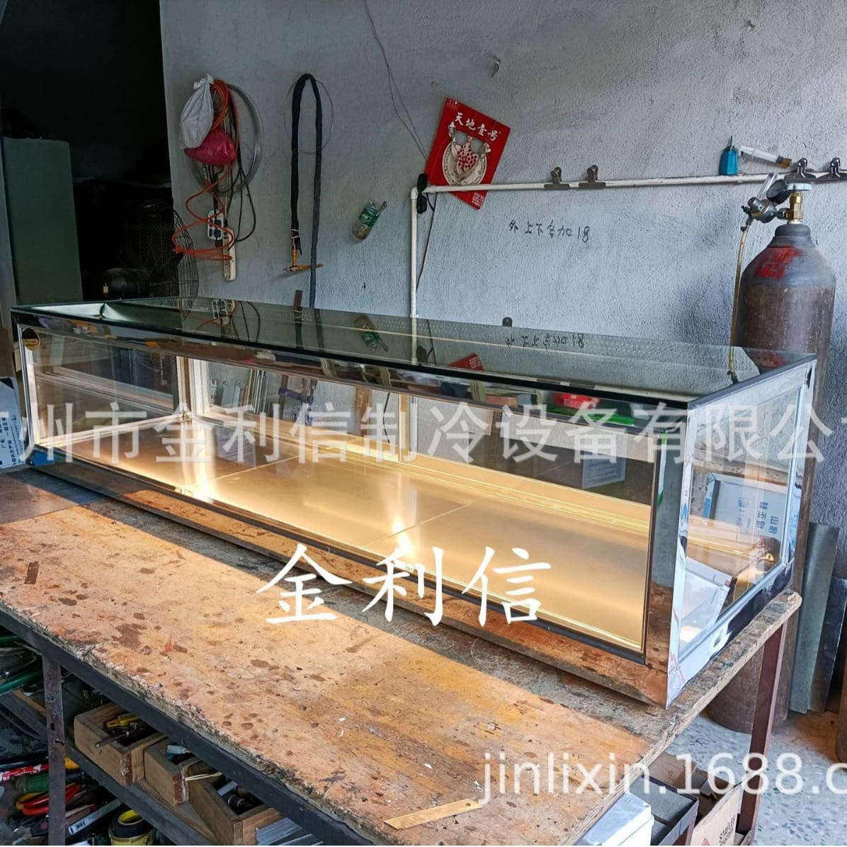 Mặt bàn góc vuông kính đầy đủ bánh đậu xanh cao cấp, tiện lợi cho nhà hàng TH THN-312
