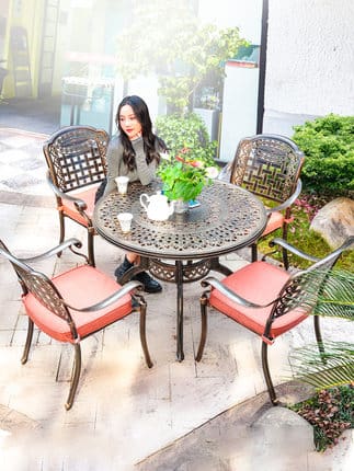 Bàn tròn ngoài trời bàn ghế nhôm đúc ngoài trời ngoài trời bền đẹp, thân thiệ BGSV_1390