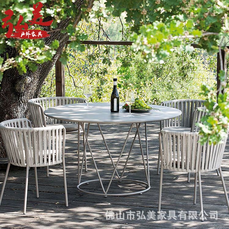 Bàn ghế phong cách châu âu ngoài trời ghế mây ngoài trời bền đẹp, thân thiện  BGSV_1629